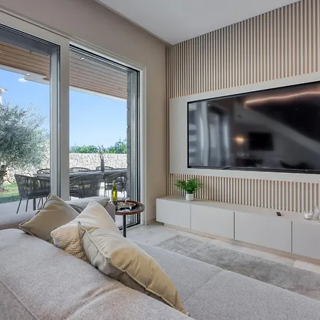 Luxury Seaview Rosciola *