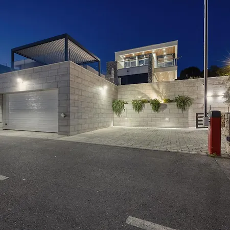 Luxury Seaview Rosciola *
